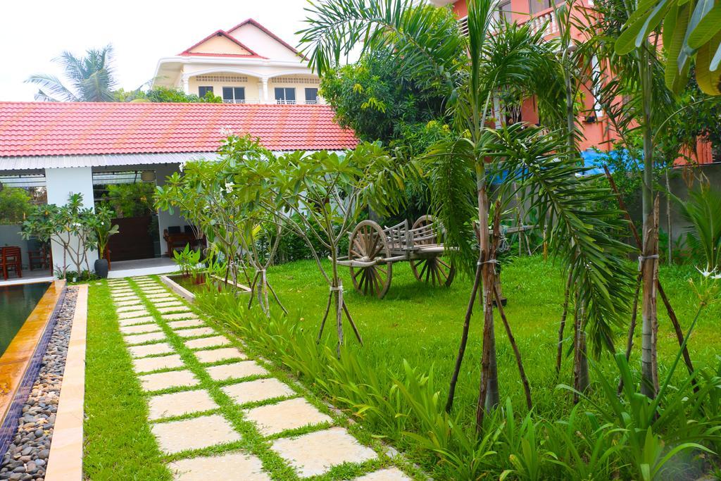 Angkor Orchid Central Resort Сіємреап Екстер'єр фото