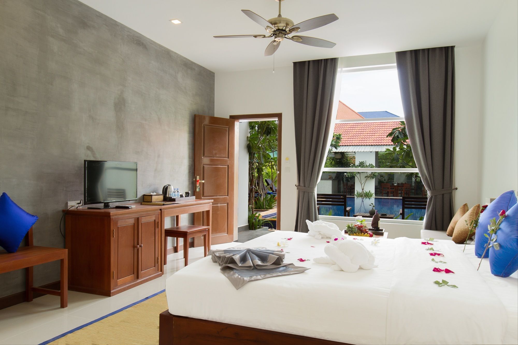 Angkor Orchid Central Resort Сіємреап Екстер'єр фото